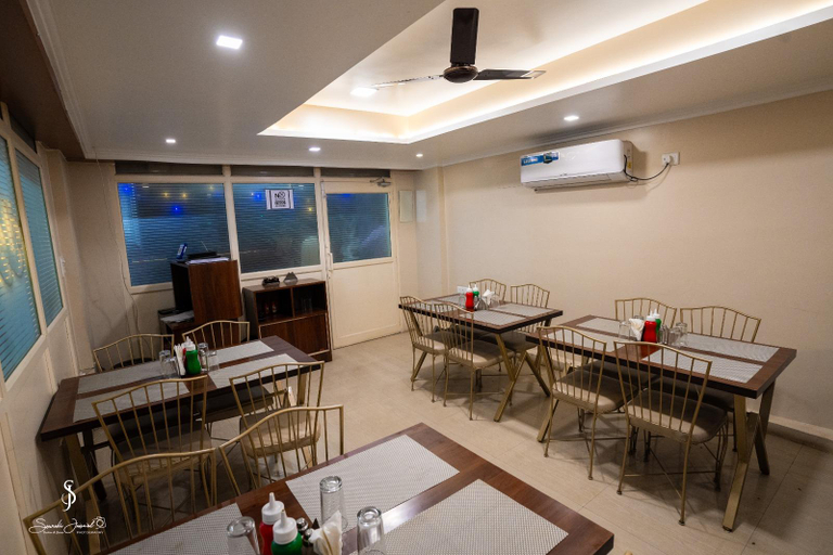 Food & Drinks 5, HOTEL MK GRAND, ISHWAR TOWER NEAR PDR MALL, GODOWLIA, Varanasi