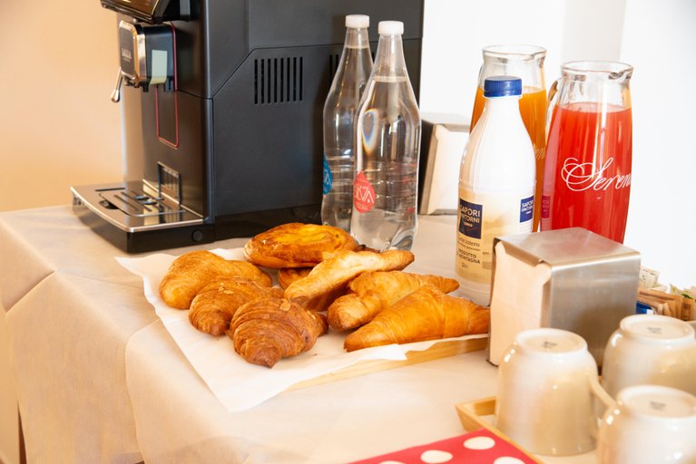 Food & Drinks 5, B&b La Rocca Relais, Pistoia