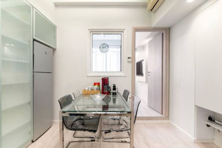 Room 5, Monastiraki 107 Superhost Hub, Attica