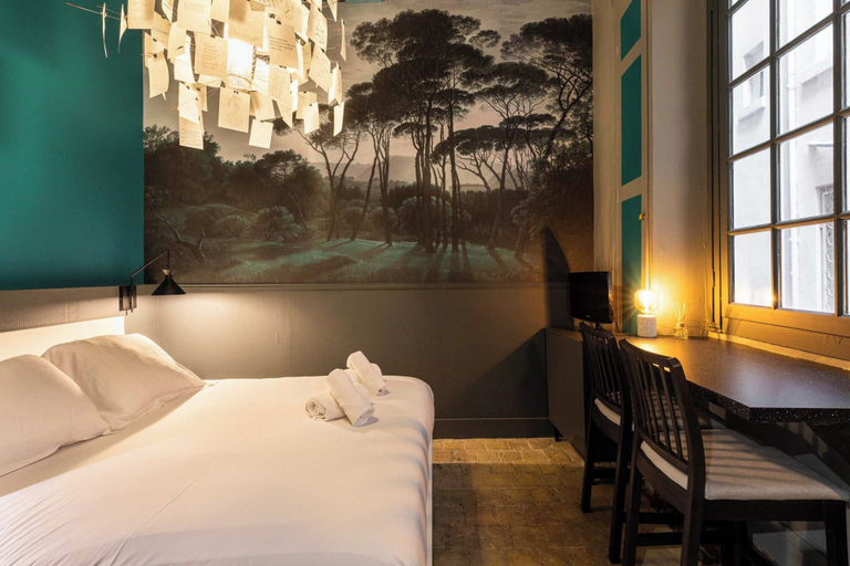 Room 2, Dify Platiere - Hotel de Ville, Rhône