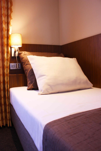 Bedroom 2, Hotel Restaurant De Bengel, Eersel