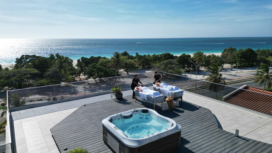 Sport & Beauty, O Condominium Beachfront Residences, by Bocobay Aruba