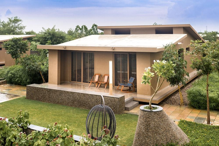 Exterior & Views 2, Life At Repose: Lake Villas Resort & Club, Mahesana