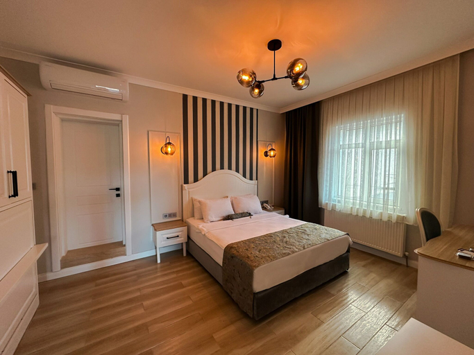 Bedroom 4, Beyaz Ev Hotel Restaurant, Merkez
