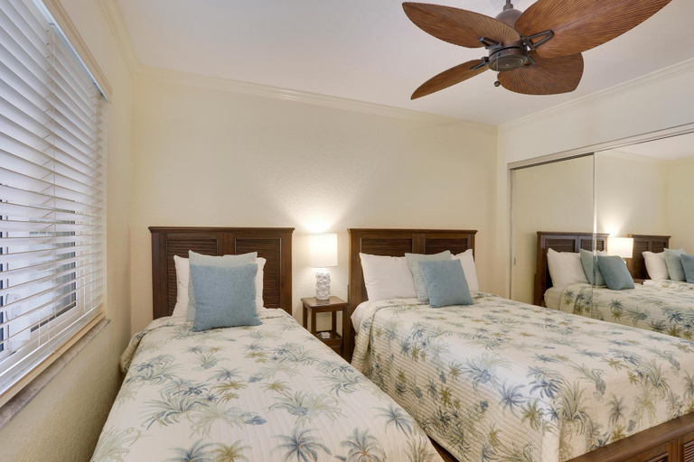 Bedroom 4, Land's End 7-304 Beach Front - Premier, Pinellas