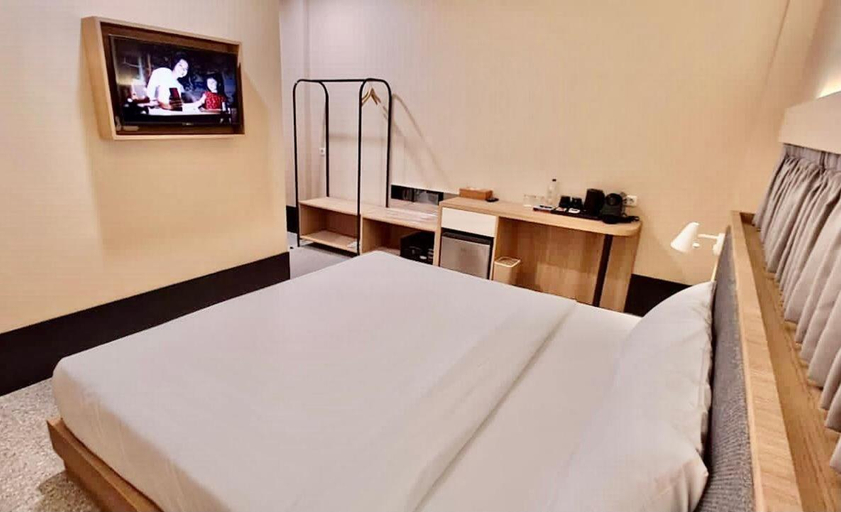 Bedroom 27