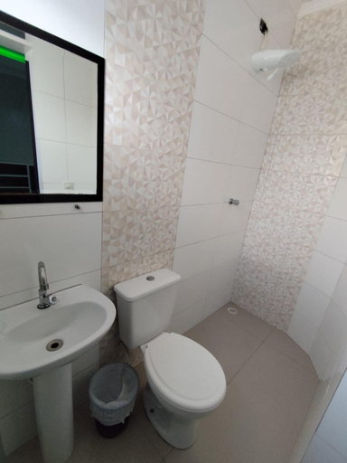 Bathroom, M Hotel Itaquera, São Paulo