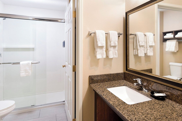 Bathroom 4, Aspen Suites, Olmsted