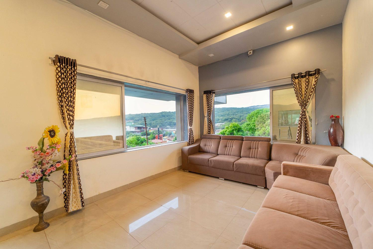 Public Area 2, Treebo The Venna Hill, Satara