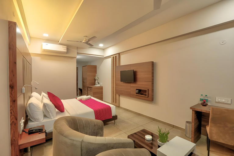 Bedroom 2, Lexus Inn, Mysore