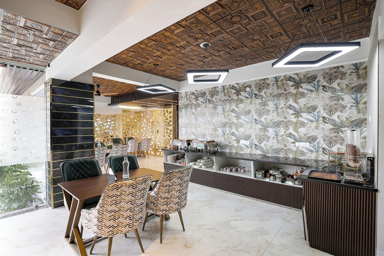 Food & Drinks 5, Fabhotel Inn Of Joy, Gautam Buddha Nagar