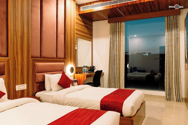Bedroom 2, The Ecstasy Hotel, Lucknow