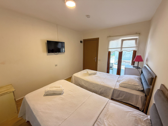 Bedroom 2, Address Küçükkuyu, Ayvacık