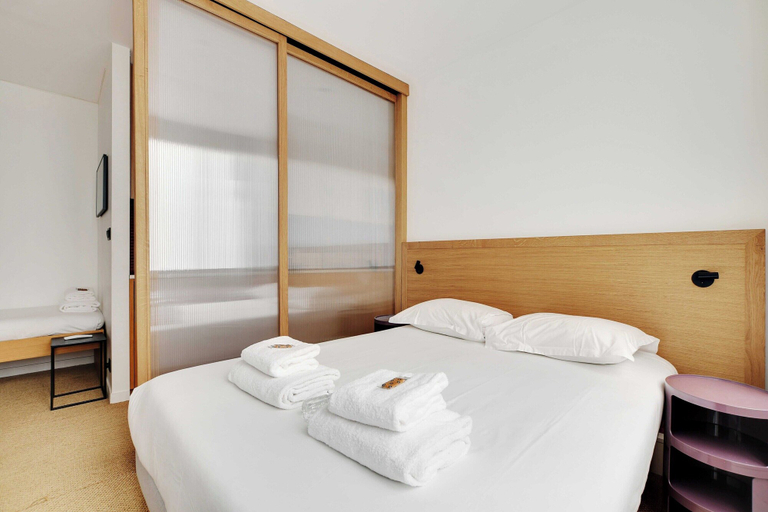 Room 5, Beautiful Apartment 1br/3p - Marais/republique, Paris