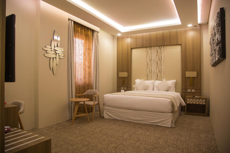 Bedroom 3, Crown Rose Hotel, Riyadh