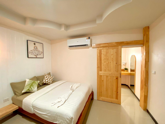 Others 4, The O room, Pattaya