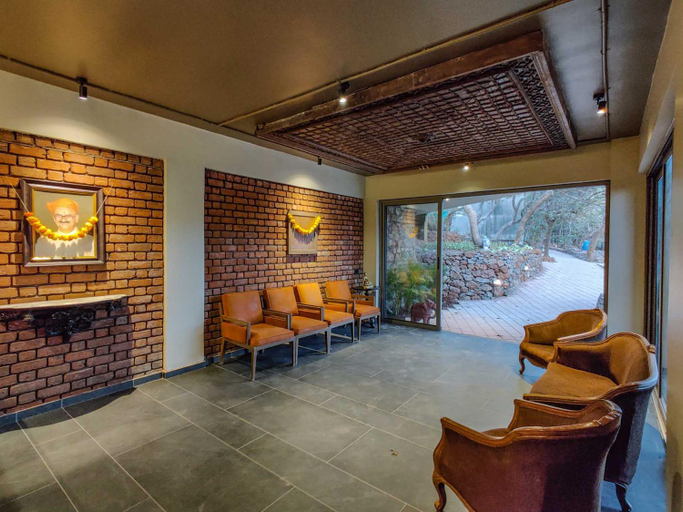 Public Area, Advait Resort,  Kshetra Mahabaleshwar, Satara