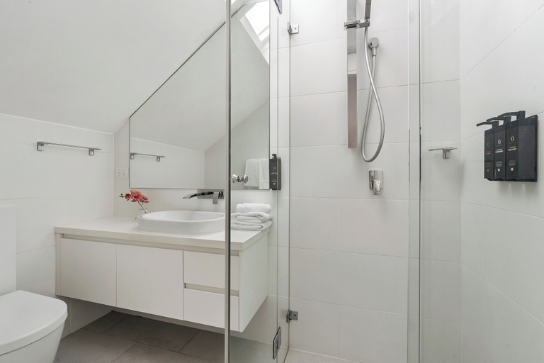 Bathroom 3, Urban Rest Double Bay Beach, Sydney