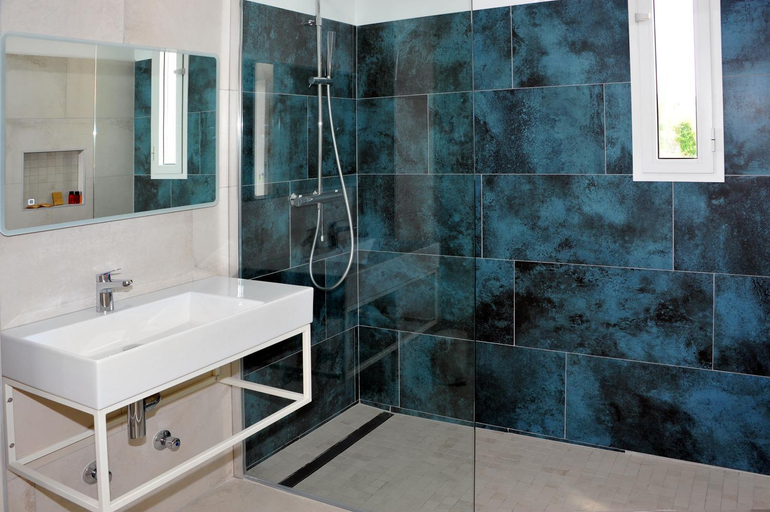 Bathroom 4, BluOtranto, Lecce
