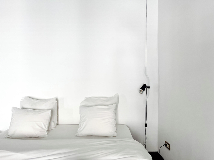Bedroom 2, Teddy Picker, Bruxelles