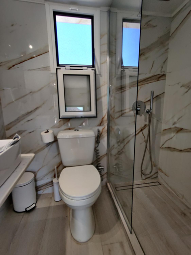 Bathroom, Dimitris Resort Hotel, Faistos