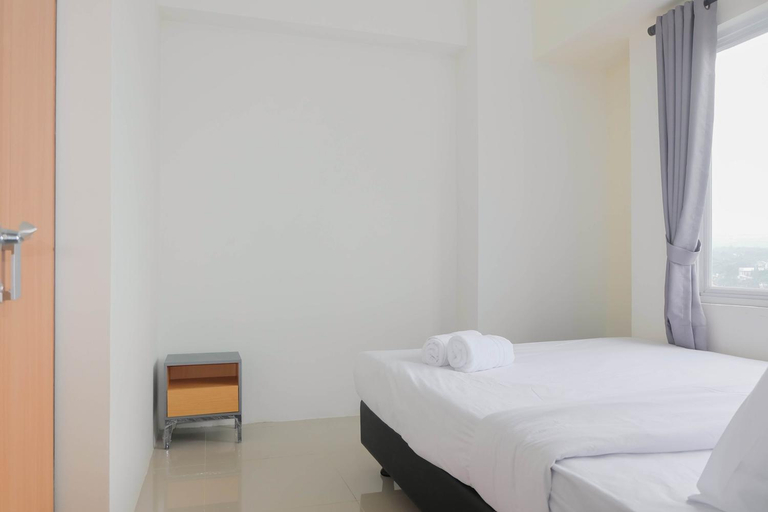 Bedroom 2, Cozy 2BR Bogorienze Resort Apartment By Travelio, Bogor