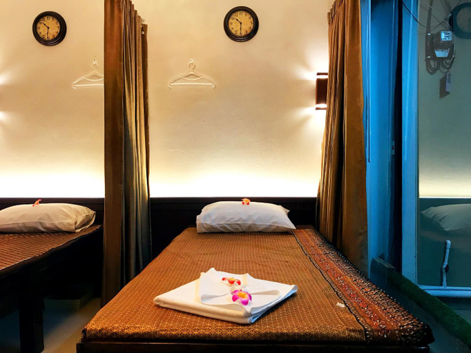Bedroom 2, Bann Tawan Hostel & Spa, Muang Chiang Rai