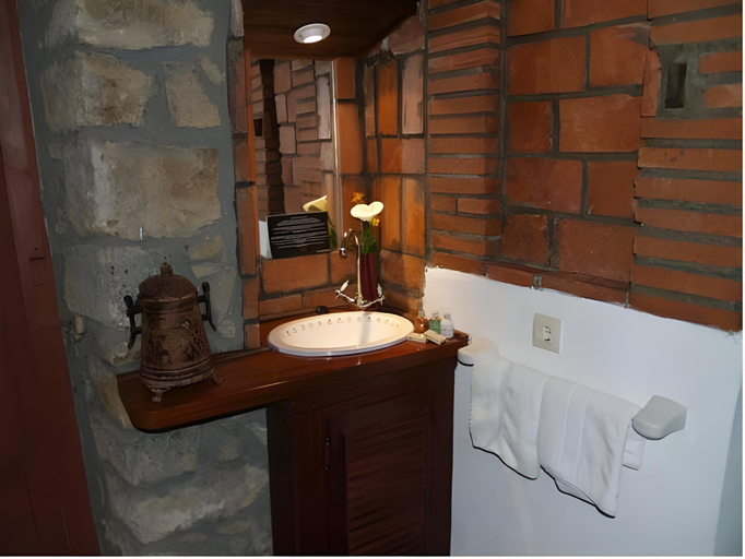 Bathroom 3, Hotel Palacio de Libardon, Asturias