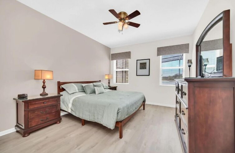 Room 4, Stunner 6Br W/ South Pool, Lake View & Near Golf, Polk