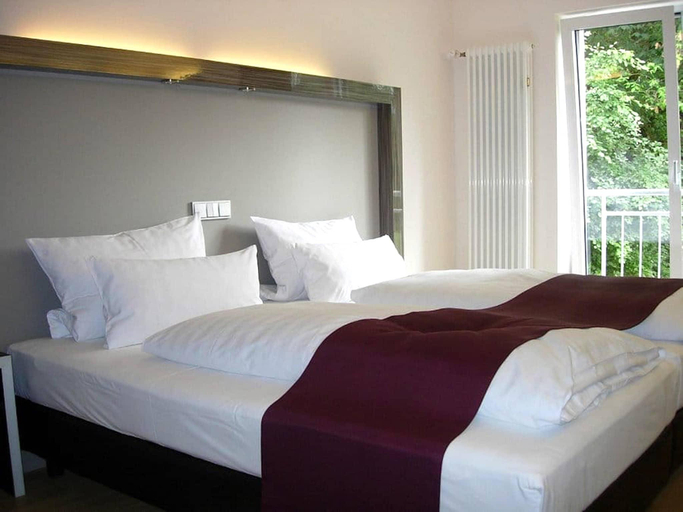 Bedroom 2, Apartment in Oberhausen near Scenic Lake, Oberhausen