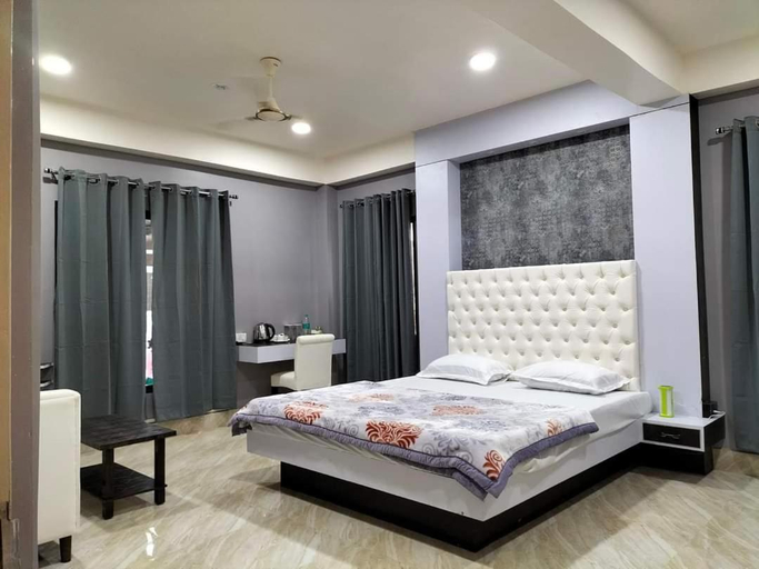 Bedroom 4, RaDiant Club & Resort, Imphal East