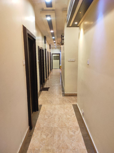 Others 4, The Premier Inn (Guest House), Kolkata