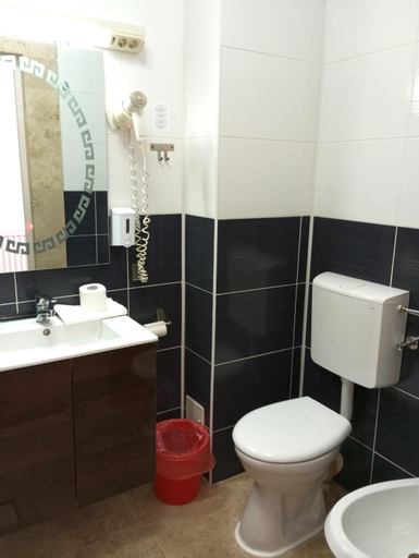 Bathroom 4, RHC Royal Hotel, Oradea