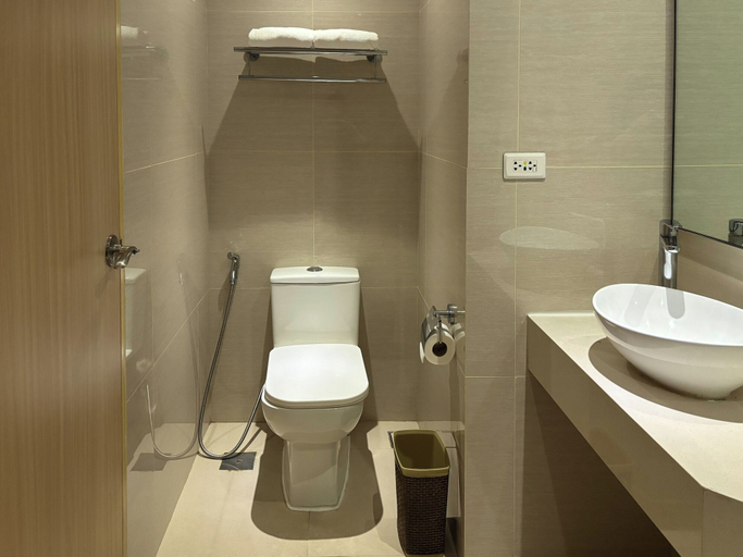 Bathroom 5, MCollection - Poolside Escape Near Boracay’s Iconic Keyhole, Malay