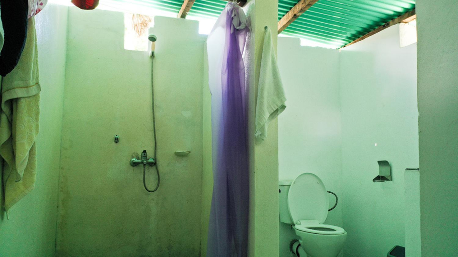 Bathroom 3, Complexo Alemanha - Vilanculos Backpacker, Vilanculos