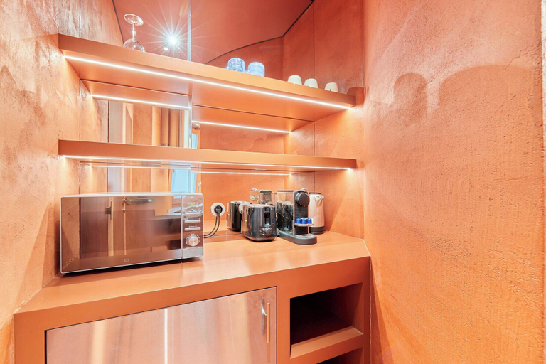Interior 3, Sublime Apartment Beaubourg/le Marais, Paris