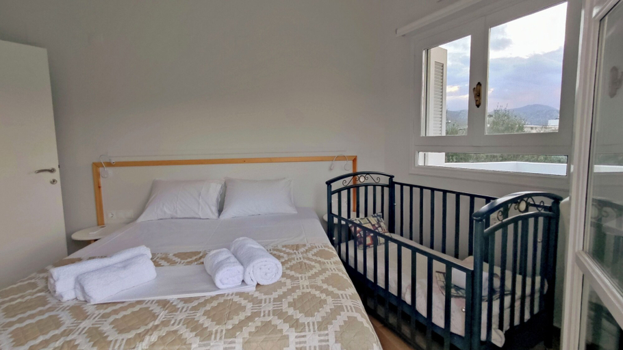 Bedroom 4, Tarmaros - Families & Groups, Crete