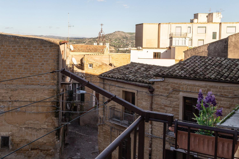 Others 3, Aura Rooms, Agrigento