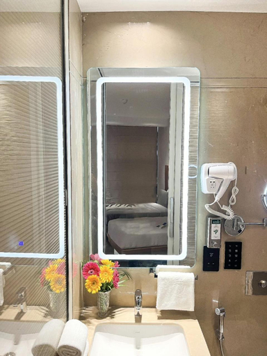 Bathroom 3, MORVEE HOTELS ALIPORE, Kolkata