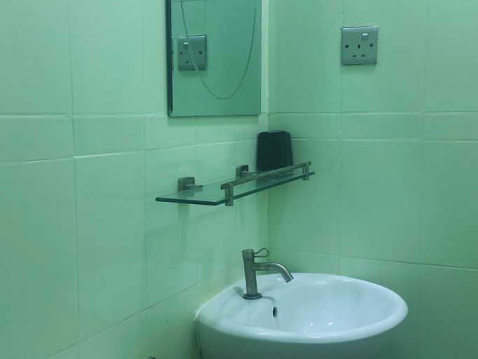 Bathroom 4, Bahaaru Villa Surf and Stay, Kaafu Atoll