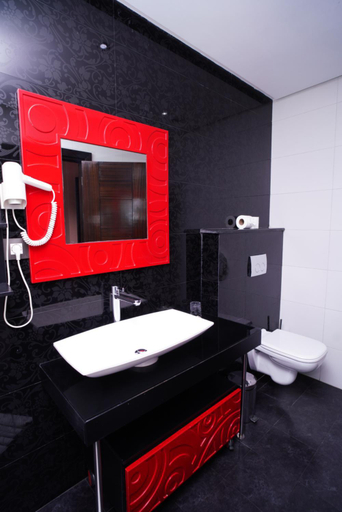 Bathroom 4, Hotel la Capitale, Rabat