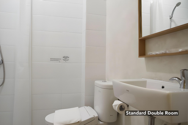 bathroom 8