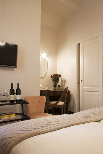 Bedroom 4, Santa Monica Townhouse, Rome