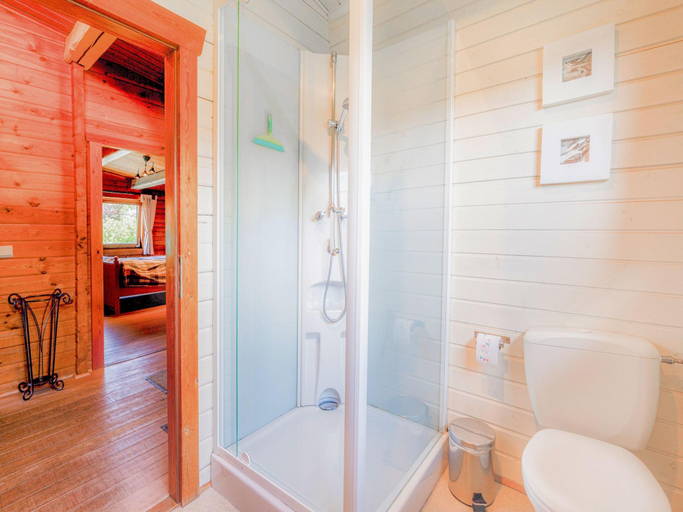 Bathroom 3, Quaint Chalet, Bernister, Liège