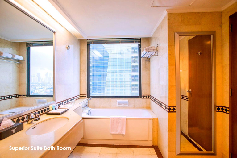Bathroom 8