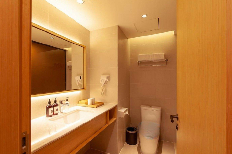 Bathroom 4, Ji Hotel Changchun Jilin Road, Changchun