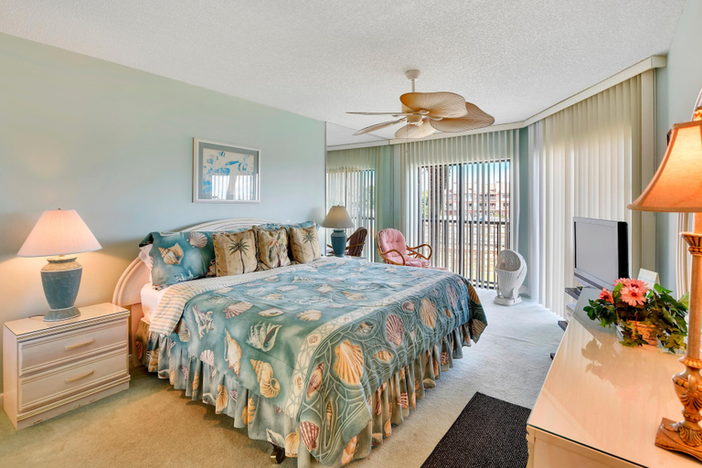 Bedroom 4, Land's End 3-202 Bay Front, Pinellas