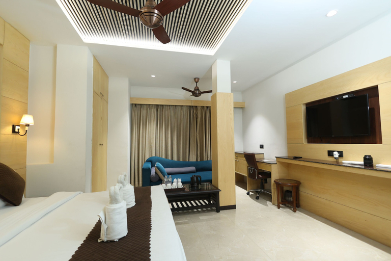 Bedroom 1, Hotel sar kamla dham, Mathura