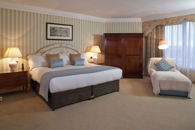 Bedroom 3, Cheval Thorney Court at Hyde Park, London