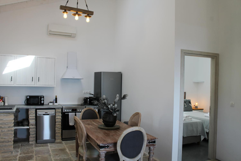 Others 3, Thomas's Beach House, Ionian Islands